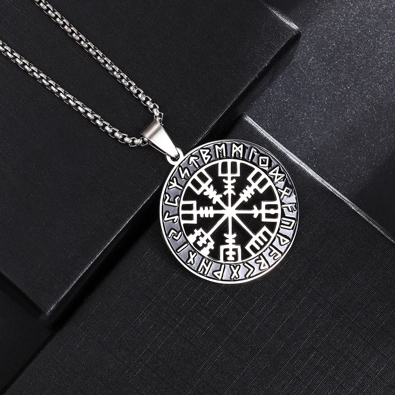 Vintage Nordic Celtic Knot Pattern Cross Necklace Pendant for Men Stainless Steel Chain Jewelry Amulet Necklace Wholesale