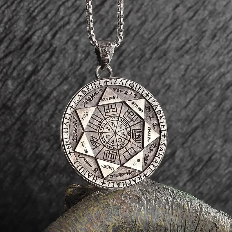Gothic Crucifixion Skull Cross Pendant Necklace Catholic Prayer Jewelry for Men and Women Punk Trendy Jewelry